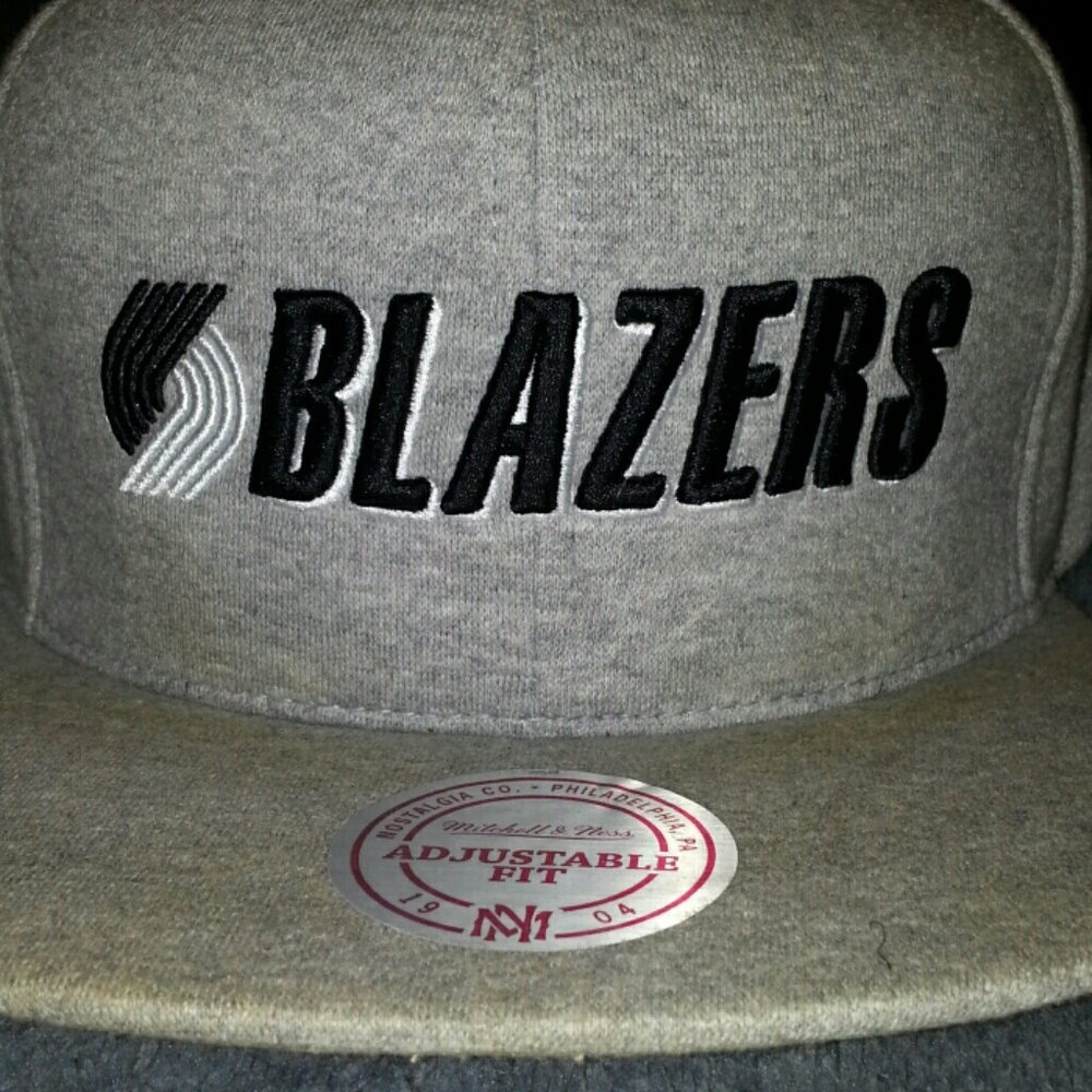 Blazers adjustable fitted hat